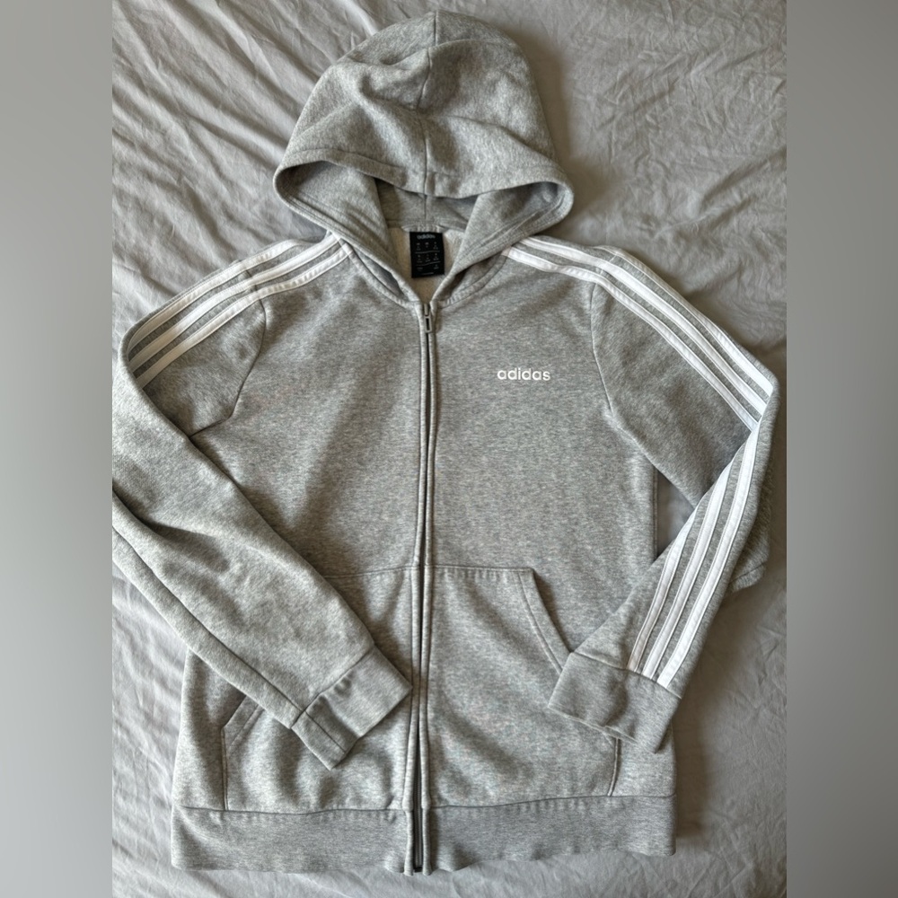 #549 Women’s adidas hoodie size medium gray color
